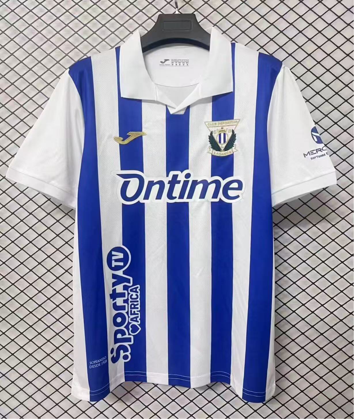 25/26 Leganés Home Football Shirt 1:1 Thai Quality