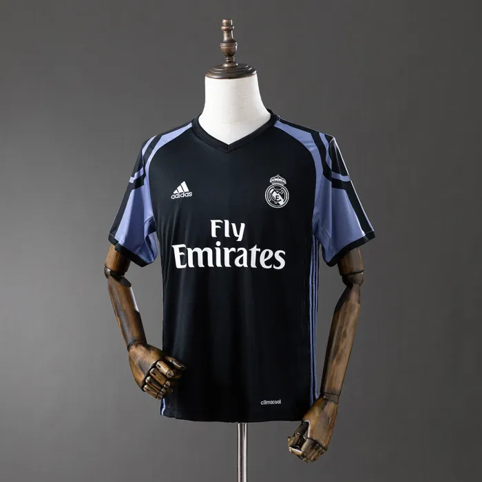 Retro Real Madrid 2016-17 Third Kit