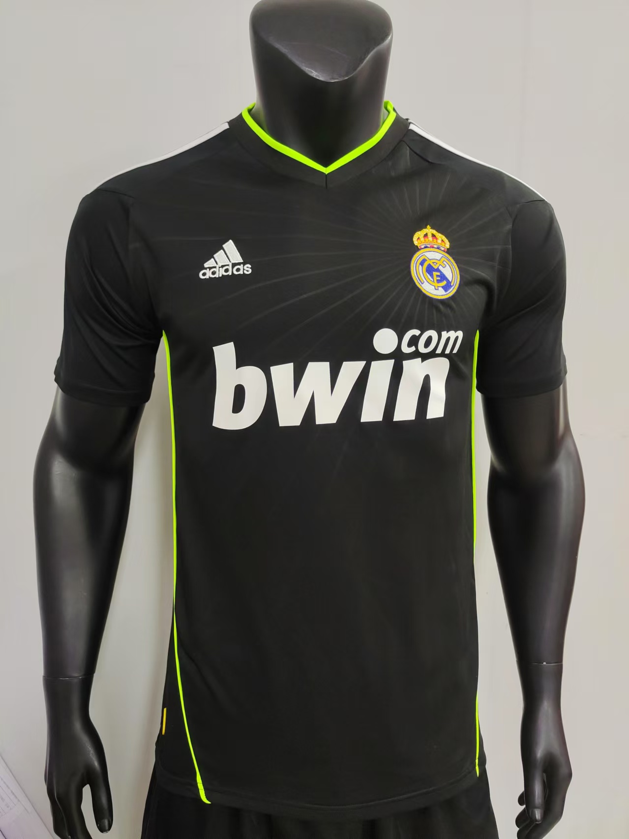 10/11 Retro Real Madrid away 1:1 Thai Quality